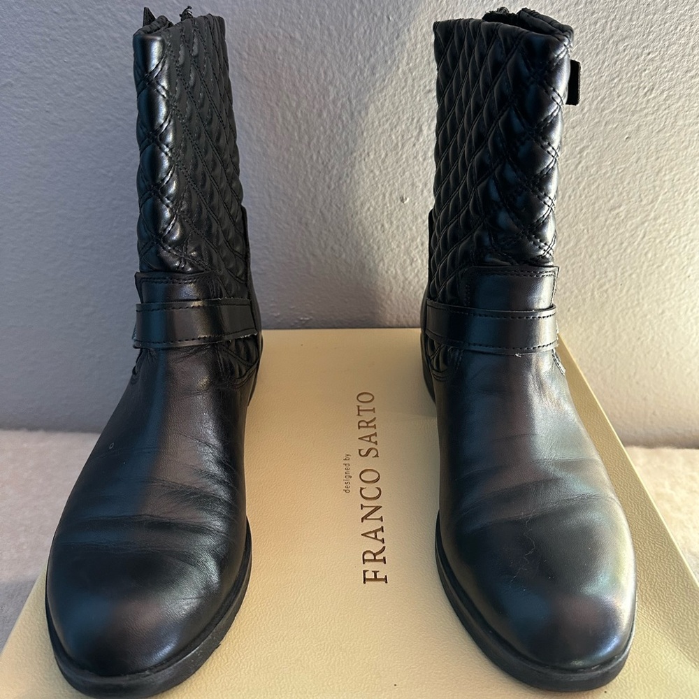 Black boots